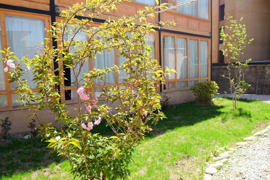 Ferienwohnung Huksum House Deqen Exterior foto